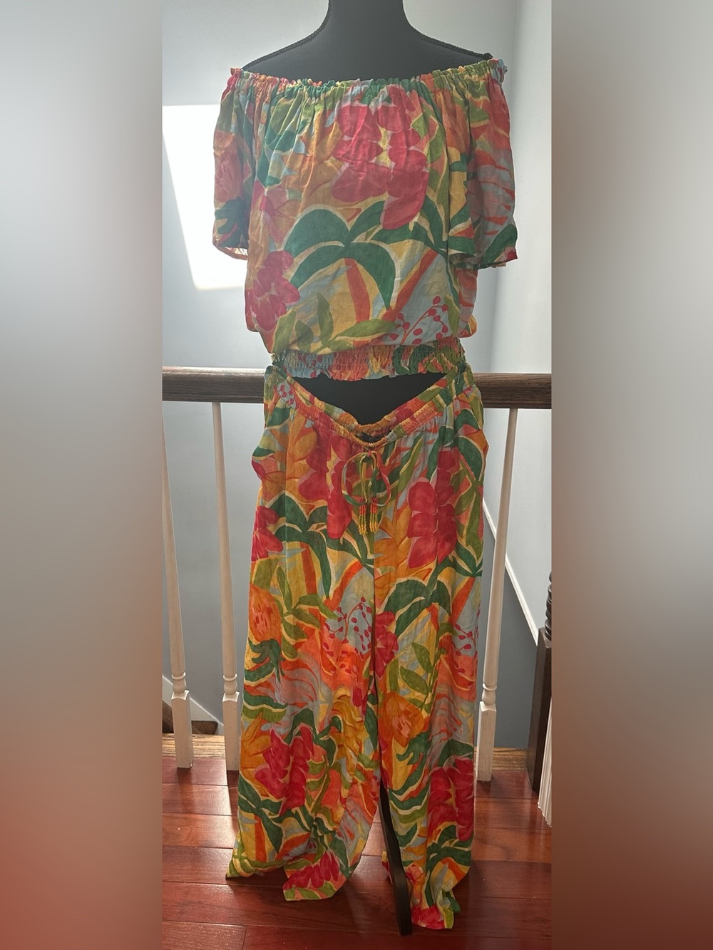 NWT RACHEL Rachel Roy Tropical Off-Shoulder 2 piece set - top & pants